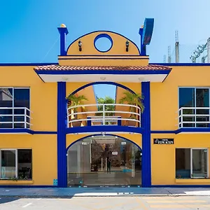 Yumkiin - Cerca Del Ferry Y Terminal Ado Отель