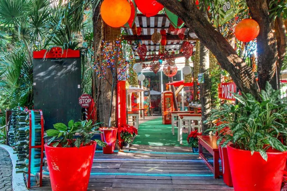 Hotel Breeze 215 At La Residencia Playa del Carmen